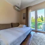 Apartments Crystall