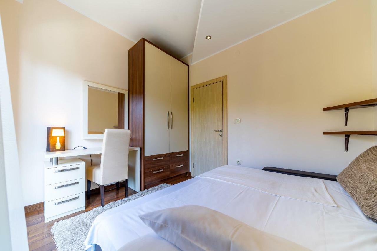 Crystall Apartment *